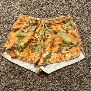 Wild Fable Hibiscus Flower Shorts Size Women’s Large
